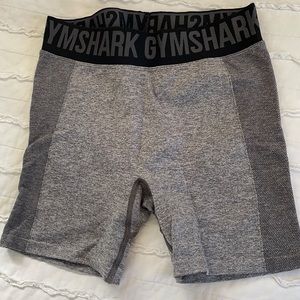 Gymshark black mark/charcoal flex shorts